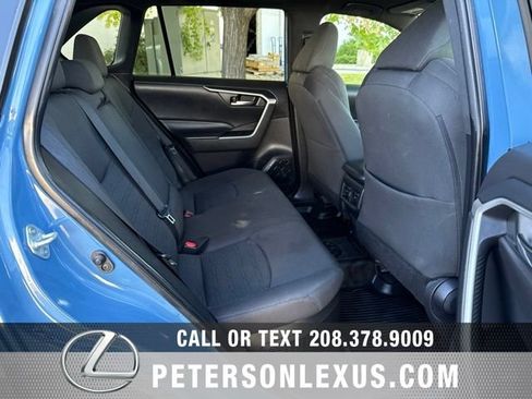 Used 2022 Toyota RAV4 SE w/ Convenience Package AWD/4WD image 19
