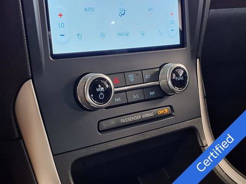 Certified 2023 Ford Edge SEL w/ Convenience Package AWD/4WD image 12