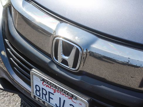 Used 2019 Honda HR-V EX image 14