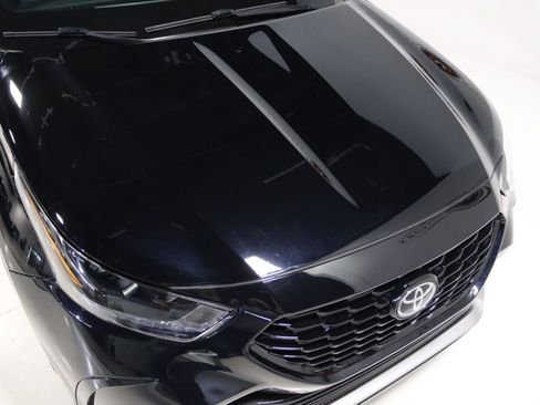 Used 2023 Toyota Highlander L image 27