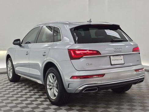 Used 2023 Audi Q5 2.0T Premium w/ Convenience Package AWD/4WD image 3