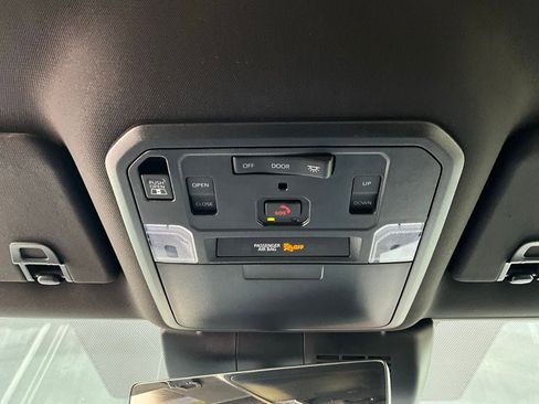 Used 2024 Toyota Tacoma Limited w/ Limited Package (LT) image 20