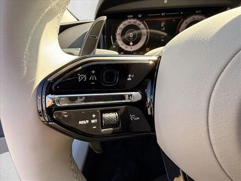 New 2026 Aston Martin DB12 Convertible image 23