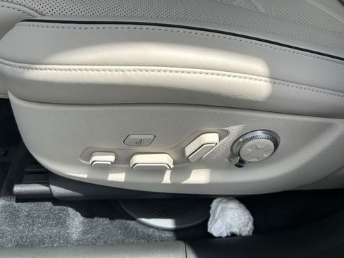 New 2027 Genesis GV80 3.5T Prestige AWD/4WD image 25