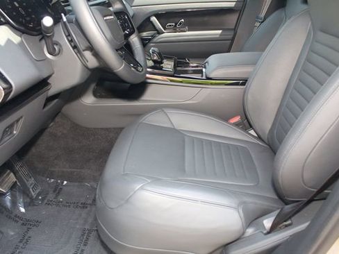 Used 2024 Land Rover Range Rover Sport image 22