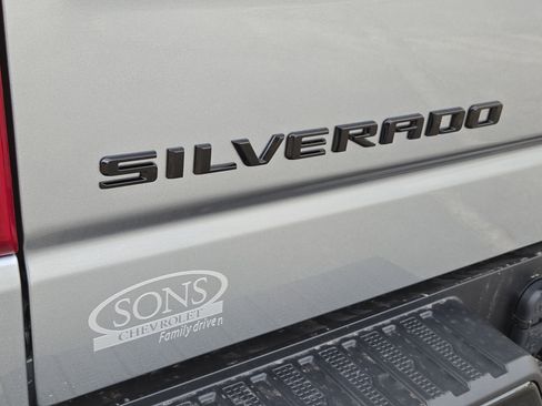 New 2026 Chevrolet Silverado 1500 Custom Trail Boss w/ Dark Appearance Package image 20