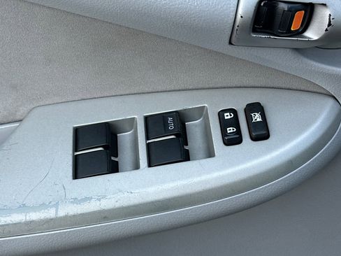 Used 2011 Toyota Corolla LE w/ Premium Pkg image 13