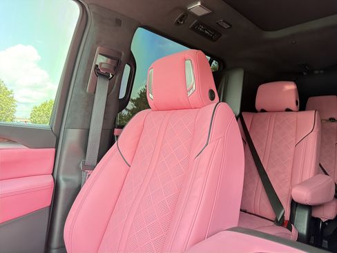 Used 2026 Cadillac Escalade Platinum Sport w/ LPO, Floor Liner Package AWD/4WD image 38