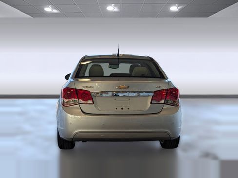 Used 2011 Chevrolet Cruze LTZ image 10