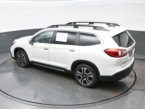 Used 2023 Subaru Ascent Touring image 37