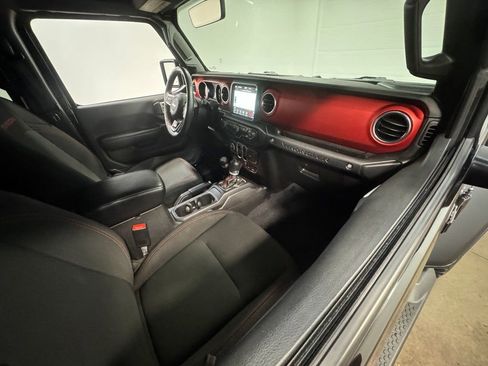 Used 2019 Jeep Wrangler Unlimited Rubicon image 61