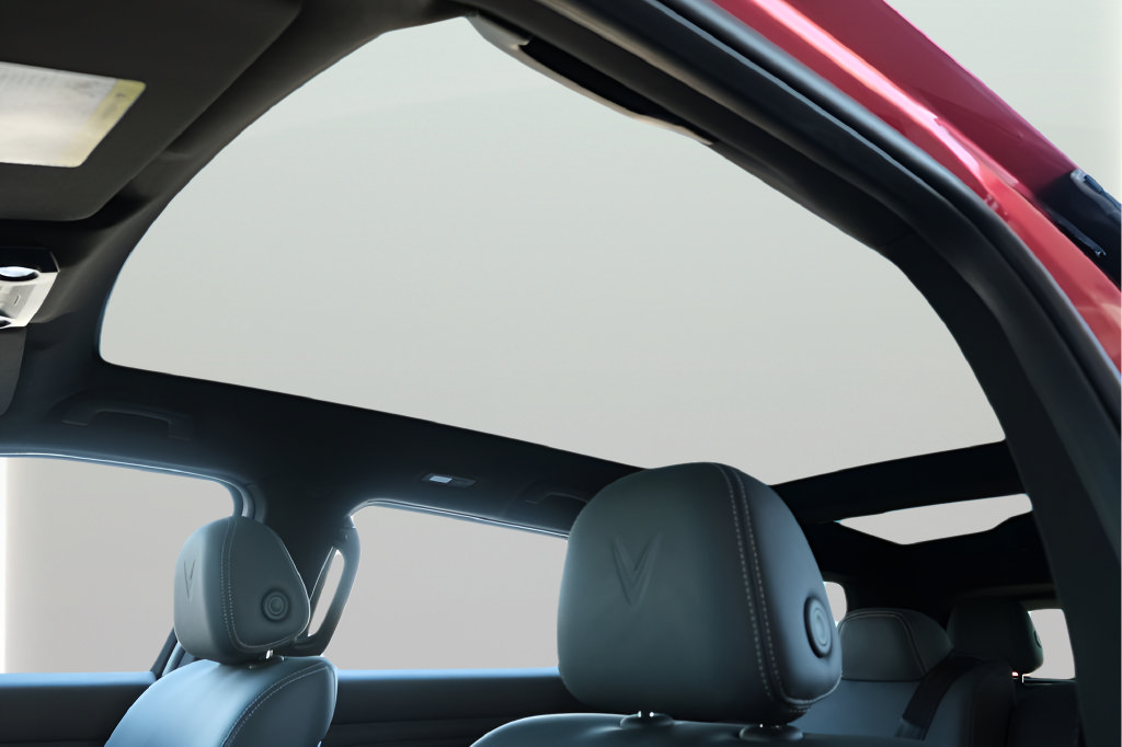 New 2024 VinFast VF 9 Plus AWD/4WD image 9