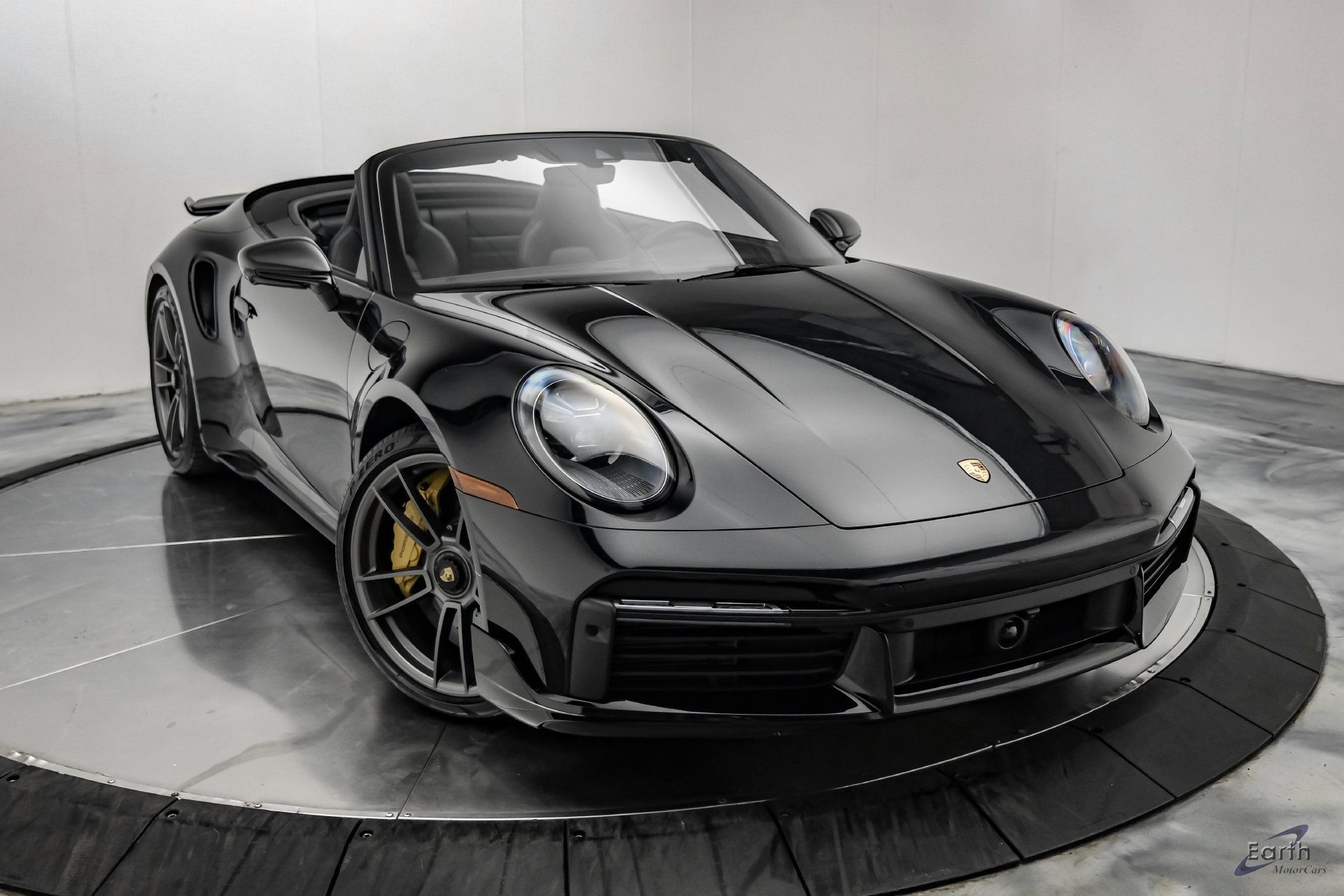 Used 2025 Porsche 911 Turbo S w/ Exterior Sport Package AWD/4WD image 32