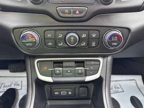 Used 2024 GMC Terrain SLT w/ Infotainment Package II AWD/4WD image 24