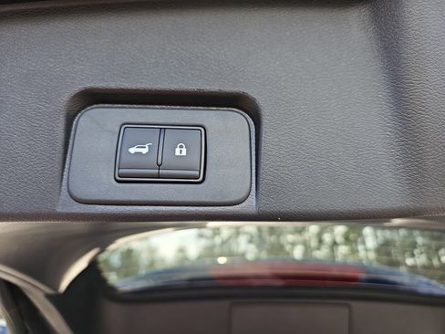 New 2026 Nissan Rogue SV FWD image 18
