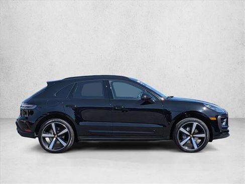 Used 2025 Porsche Macan AWD/4WD image 4