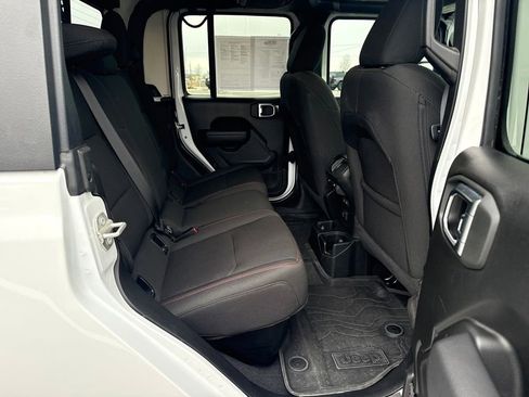 Used 2023 Jeep Gladiator Rubicon w/ Cold Weather Group image 30