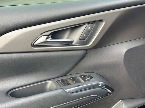 New 2026 Chevrolet Traverse LT w/ Enhanced Driving Package FWD image 23