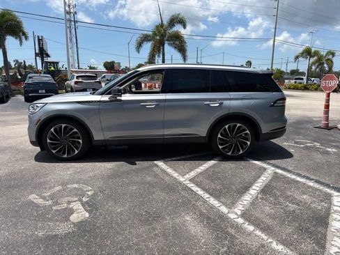 Certified 2023 Lincoln Aviator Reserve w/ Equipment Group 201A RWD image 4