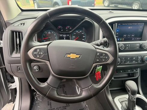 Used 2022 Chevrolet Colorado LT w/ LT Convenience Package AWD/4WD image 22