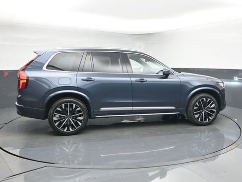 New 2026 Volvo XC90 B6 Plus w/ Protection Package Premier image 8