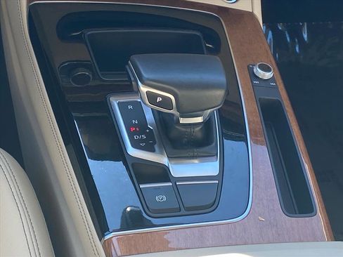 Used 2023 Audi Q5 2.0T Premium Plus w/ Premium Plus Package image 8