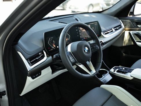 New 2026 BMW X1 xDrive28i w/ Convenience Package image 17