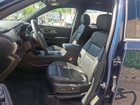 Used 2023 Chevrolet Traverse LT AWD/4WD image 14