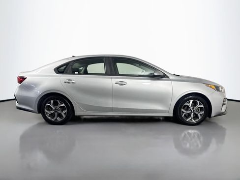 Used 2019 Kia Forte LXS image 4