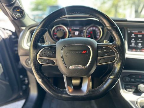 Used 2020 Dodge Challenger R/T Scat Pack w/ Dynamics Package image 19