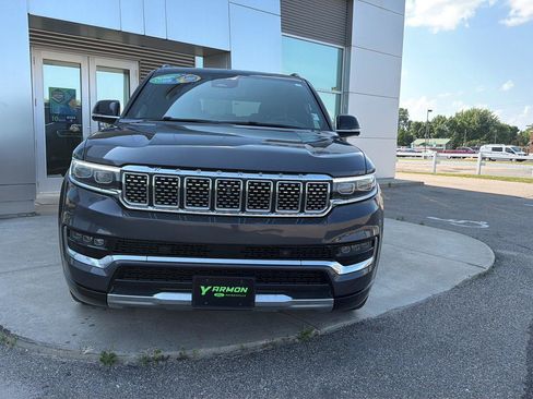 Used 2023 Jeep Grand Wagoneer Series II AWD/4WD image 2