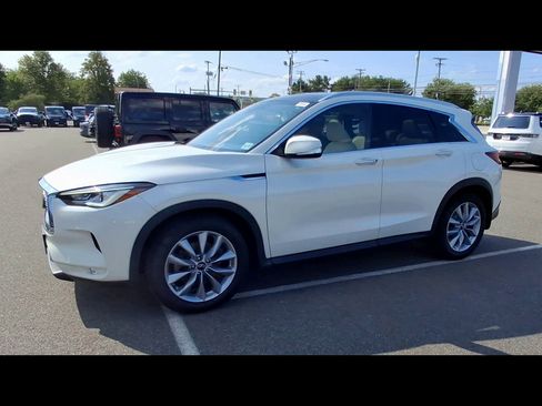 Used 2022 INFINITI QX50 Luxe AWD/4WD image 4
