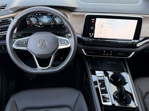 New 2026 Volkswagen Atlas SE image 12