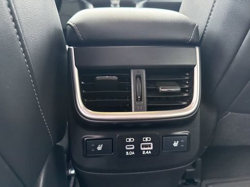 Used 2024 Subaru Outback Limited image 10