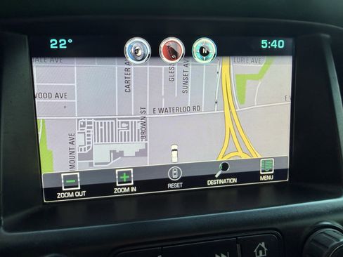 Used 2015 Chevrolet Colorado Z71 image 13