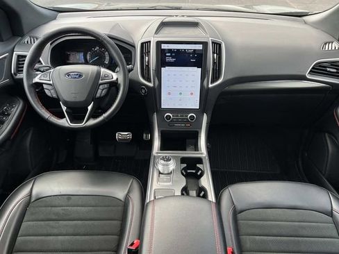 Certified 2024 Ford Edge ST-Line AWD/4WD image 13