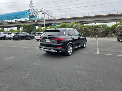 Used 2023 BMW X5 sDrive40i w/ Parking Assistance Package image 7
