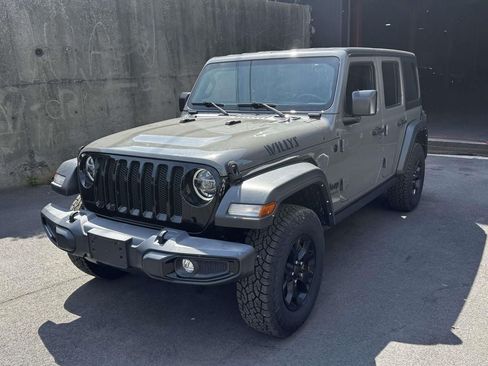 Used 2021 Jeep Wrangler Unlimited Sport AWD/4WD image 4