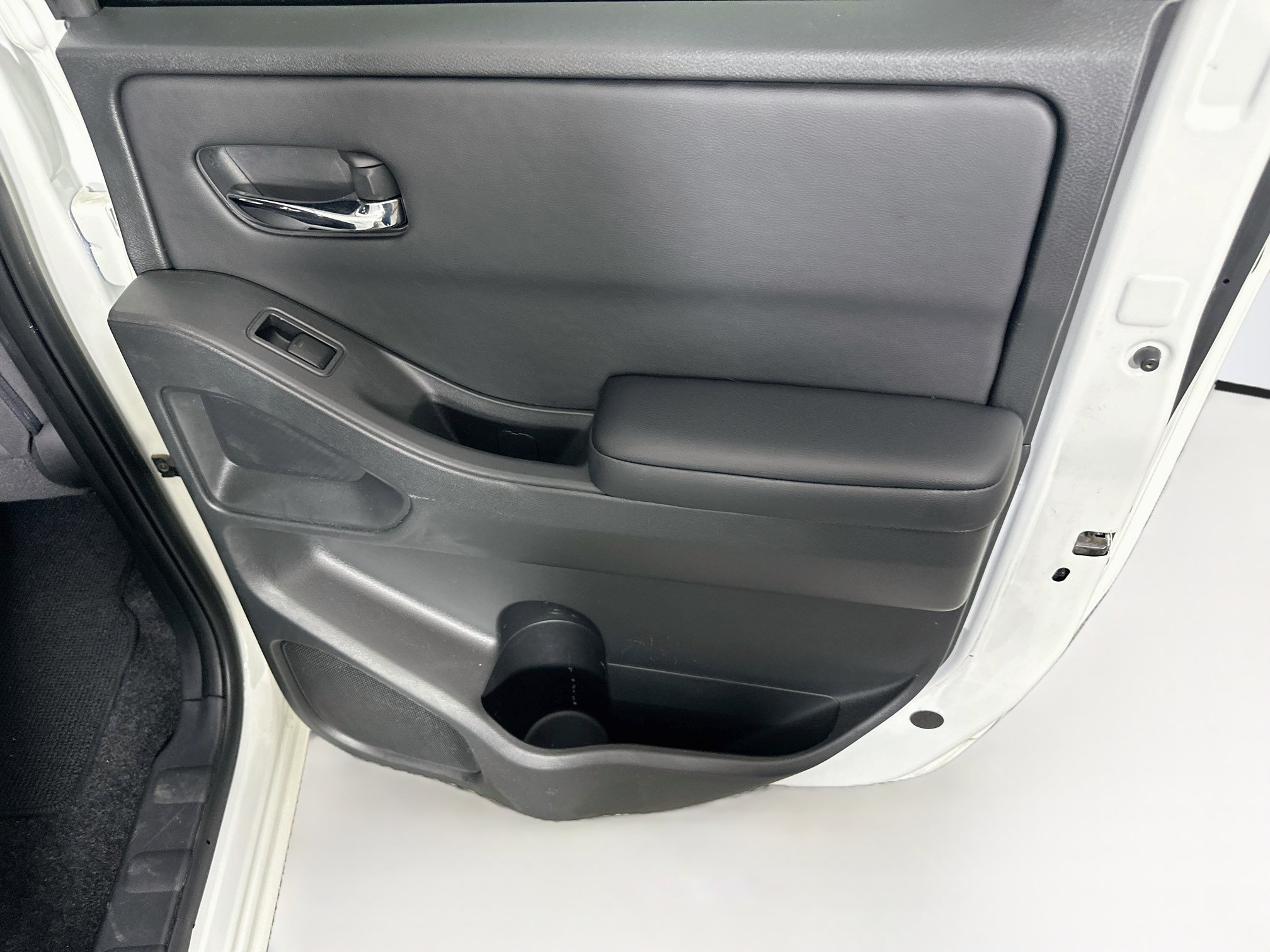 Used 2026 Nissan Frontier SV RWD image 28