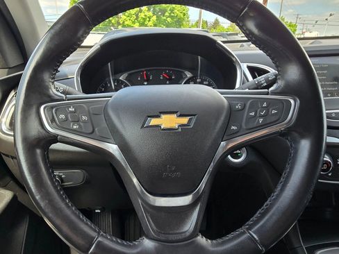 Used 2019 Chevrolet Equinox LT FWD image 24