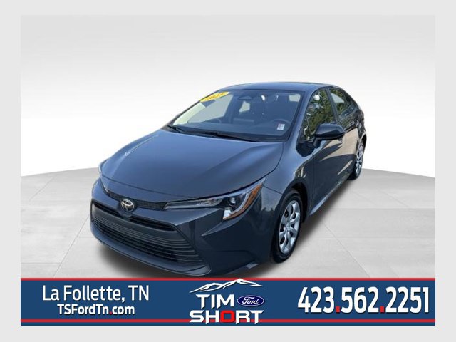Used 2025 Toyota Corolla LE FWD image 1