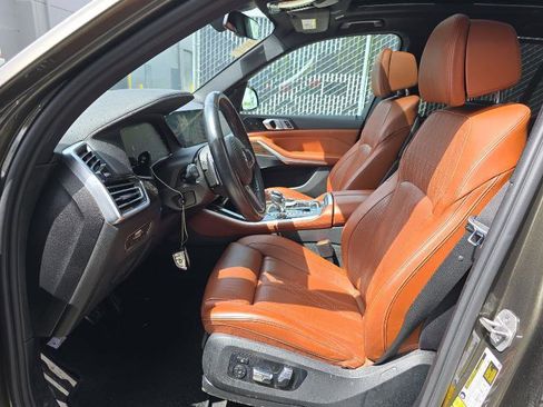 Used 2023 BMW X5 xDrive45e w/ Executive Package AWD/4WD image 7