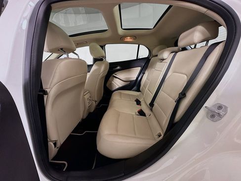 Used 2018 Mercedes-Benz GLA 250 image 17