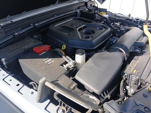 Used 2024 Jeep Wrangler Sport S image 56