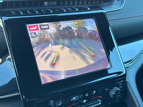 Used 2022 Jeep Grand Cherokee Trailhawk image 27