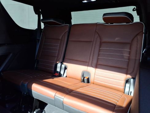 Certified 2024 GMC Yukon Denali Ultimate image 23