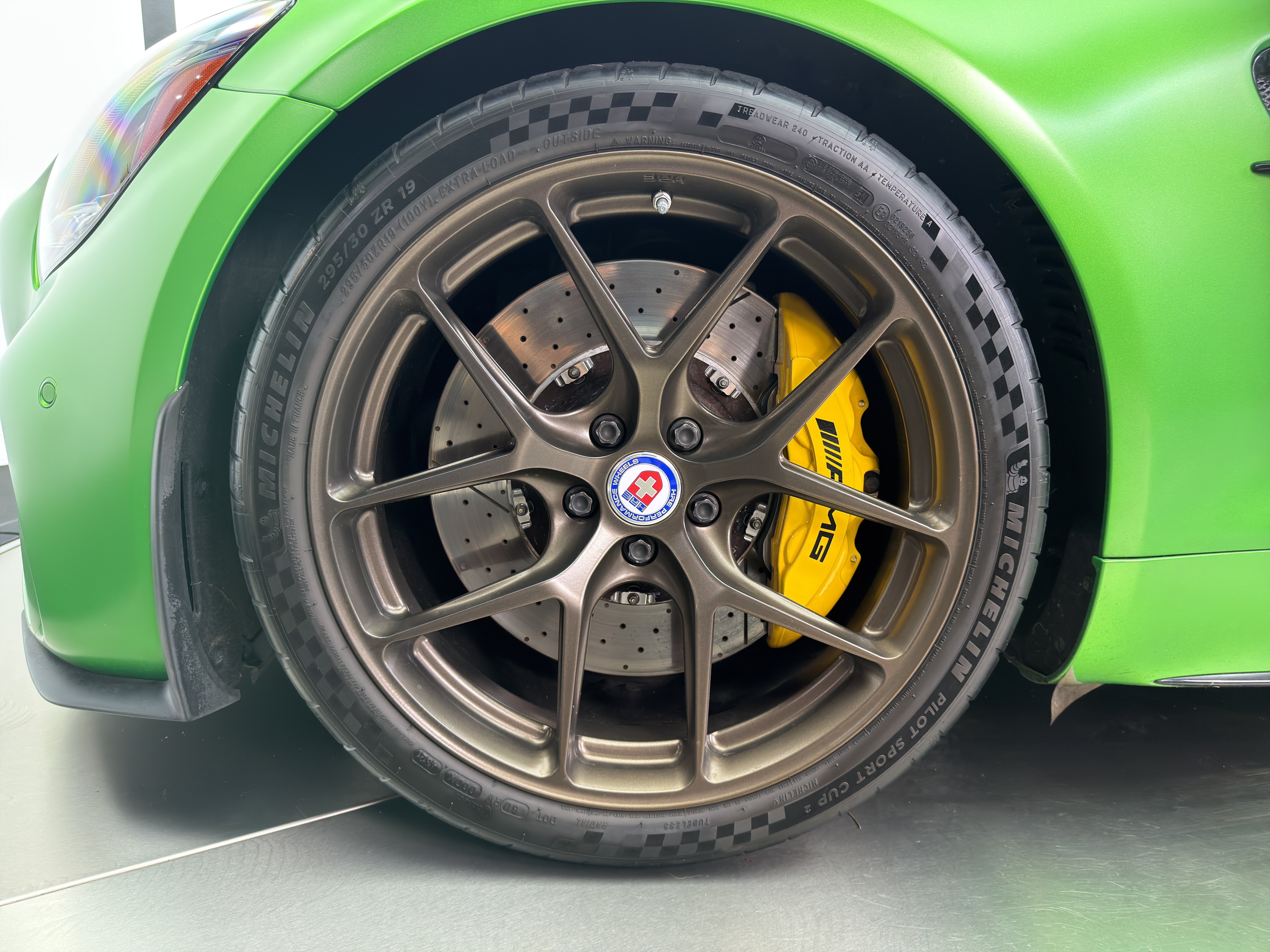 Used 2020 Mercedes-Benz AMG GT R image 13