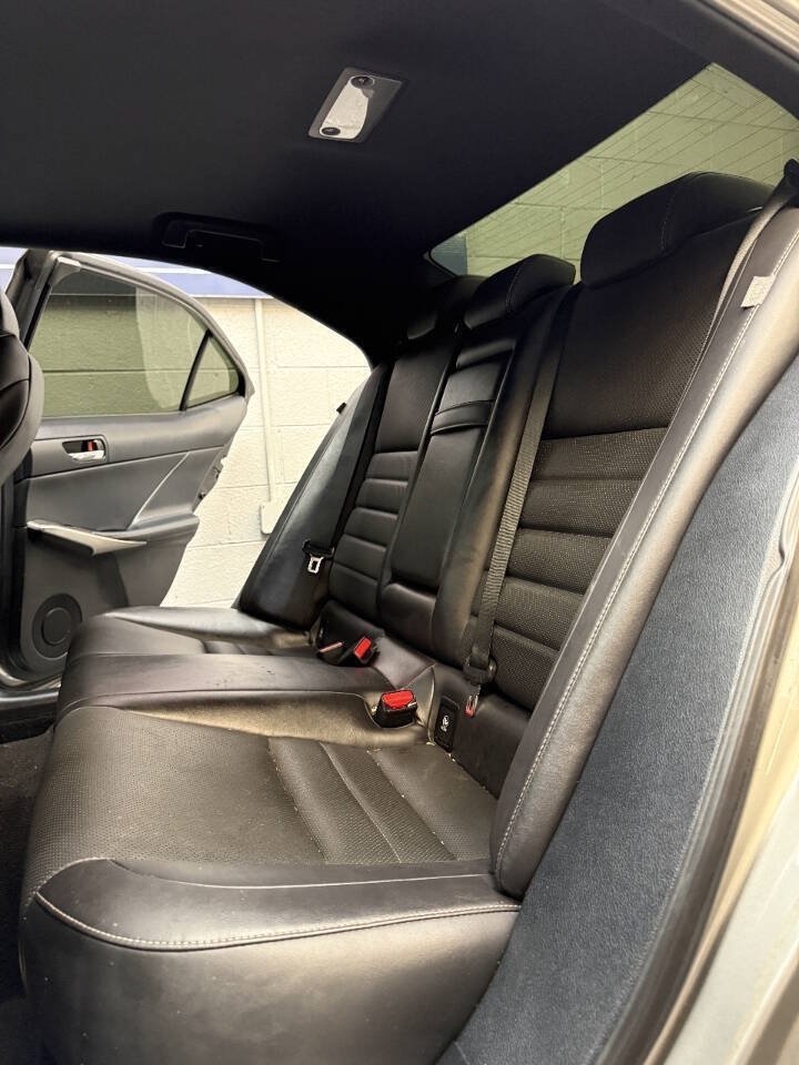 Used 2016 Lexus IS 200t w/ F Sport Package RWD image 15
