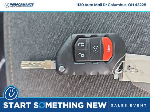 New 2025 Jeep Gladiator Willys image 30