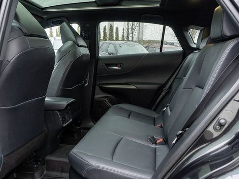 Used 2024 Toyota Venza Nightshade image 17